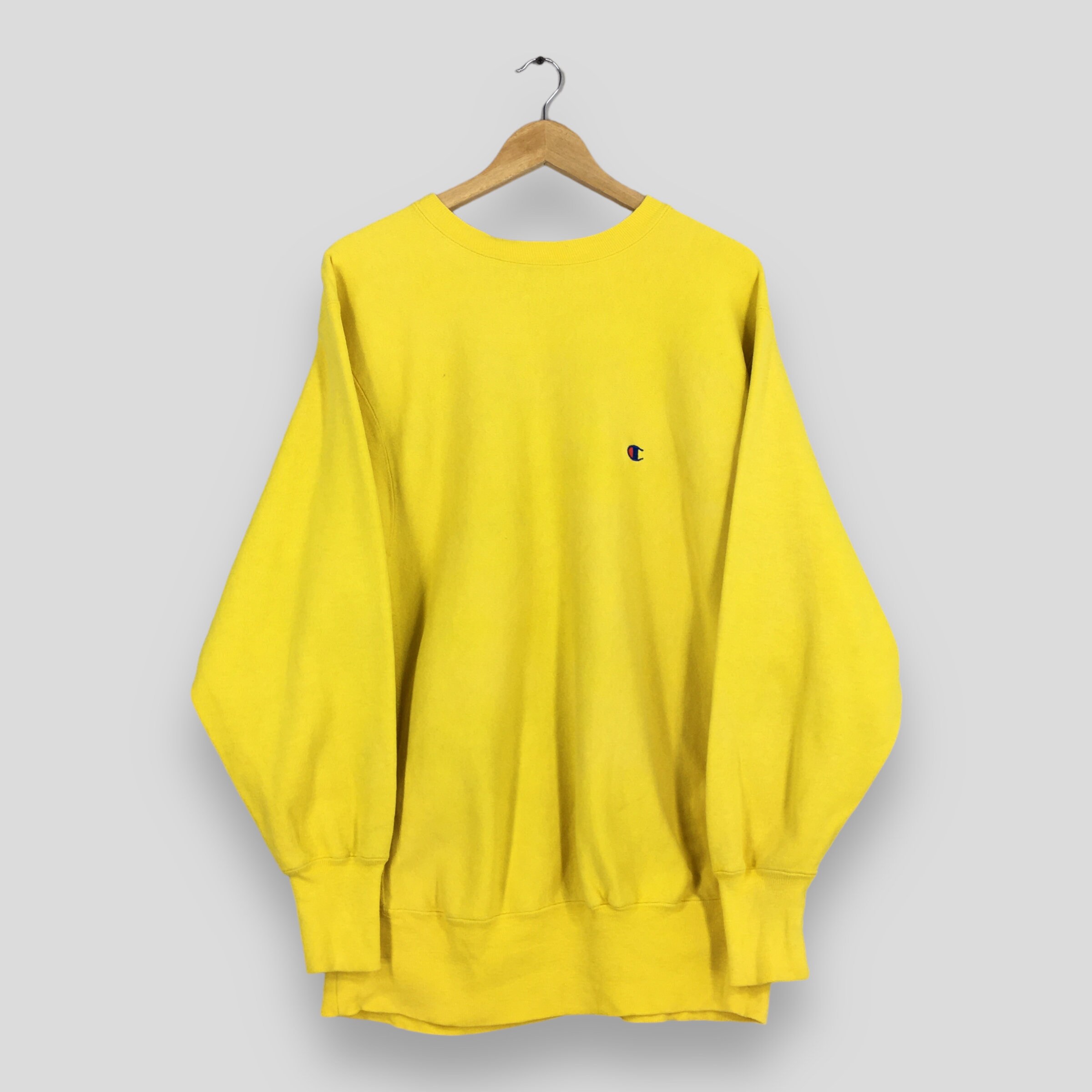 Champion embroidered top sweater yellow