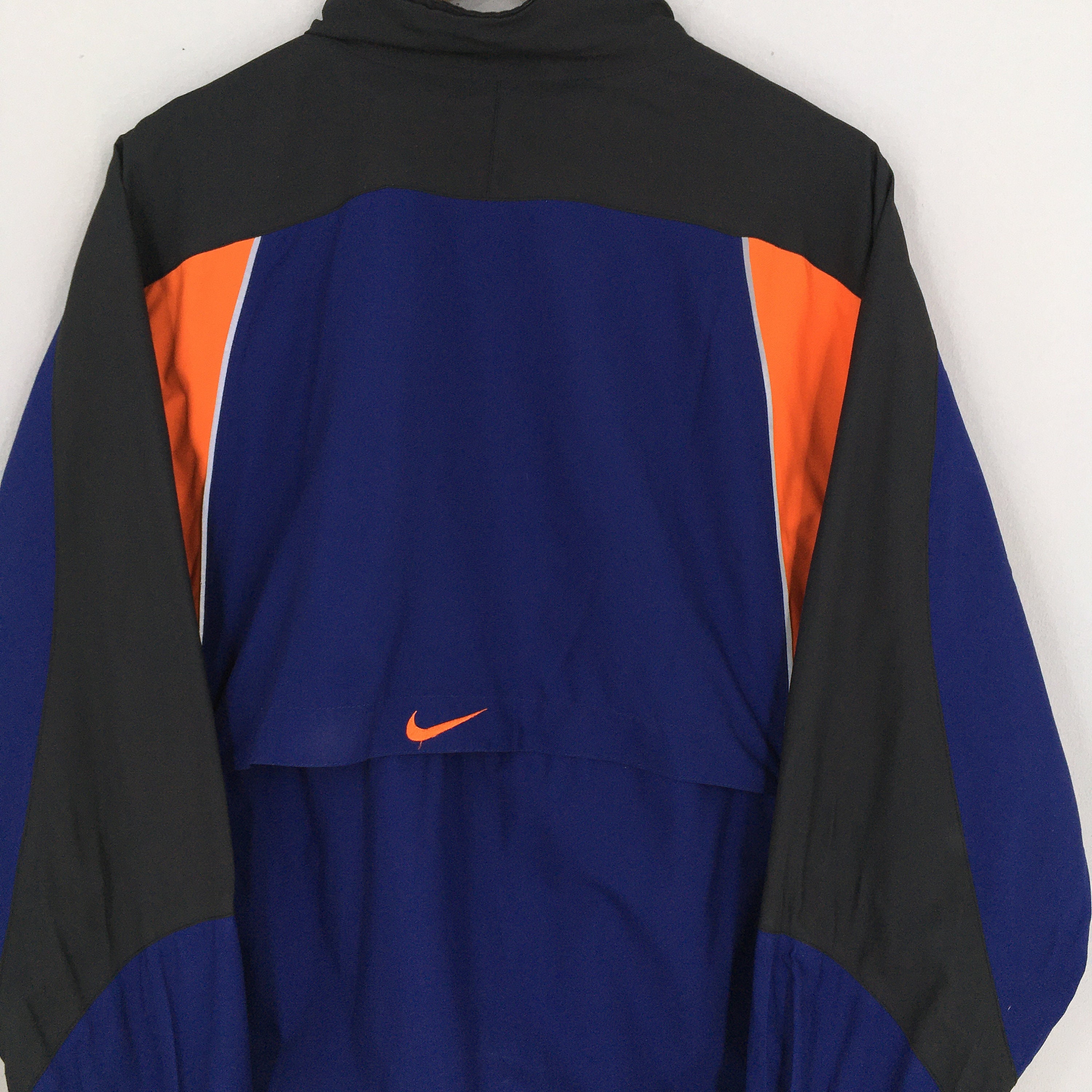 Nike Swoosh Windbreaker Jacket Large 
