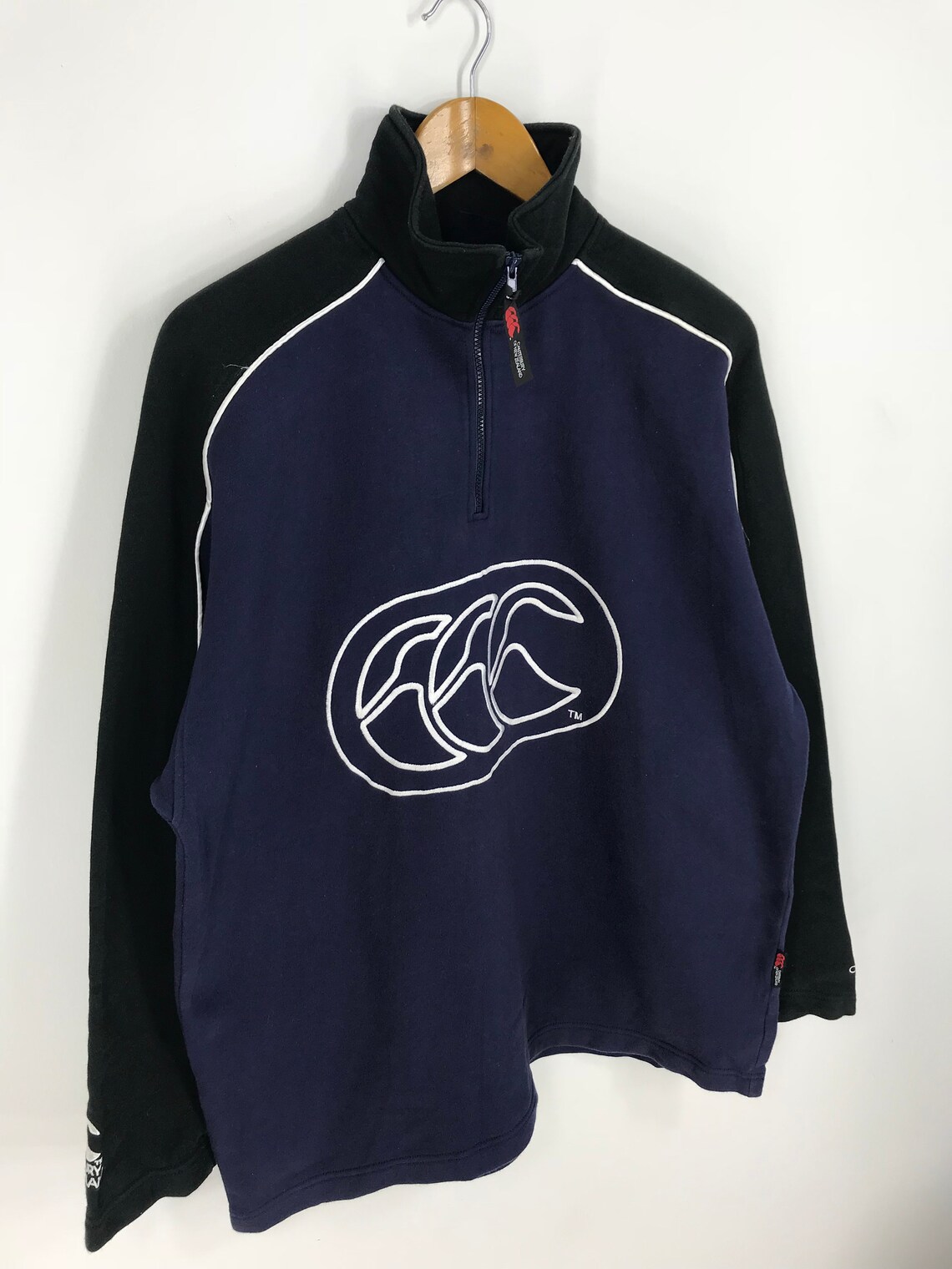 queens rugby sweater
