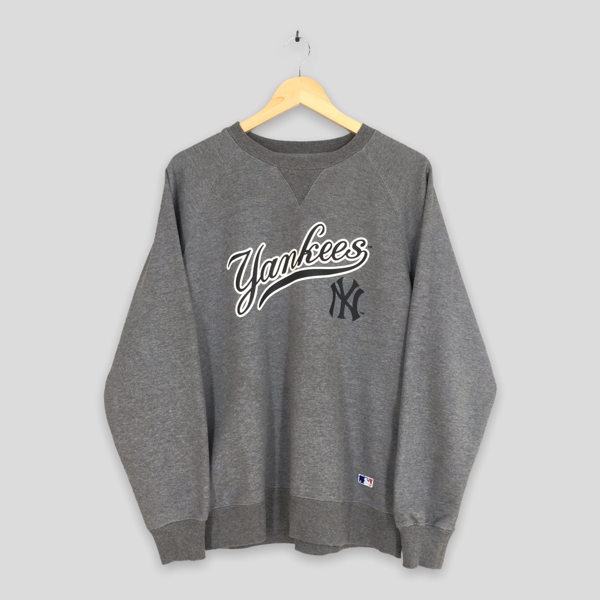 Women's New York Yankees V-Neck Holiday Sweater » Moiderer's