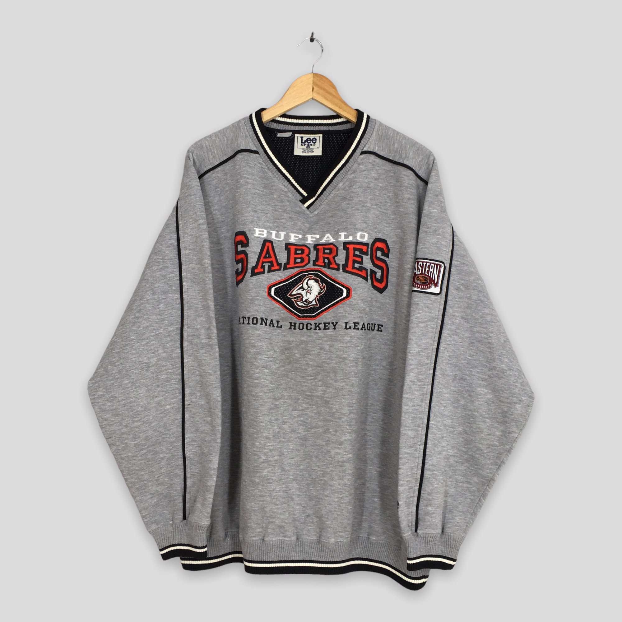 Lee Sport, Shirts, Vintage Buffalo Sabres Sweatshirt Mens Size Large  Embroidered 9s Classic Nhl