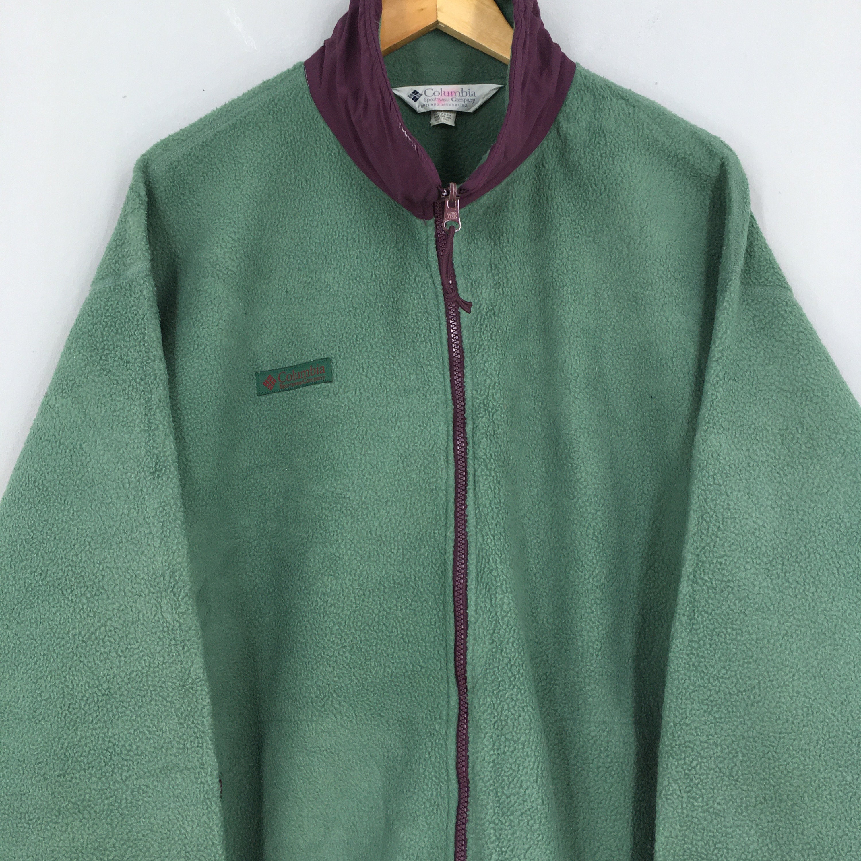 green columbia sweatshirt