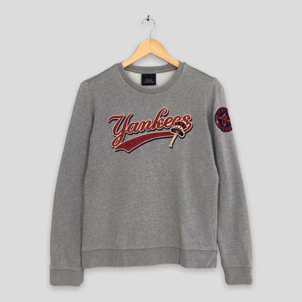 Vintage New York Yankees Gray Sweatshirt Small Baseball Team Major League Mlb Pullover New York NY Yankees Baseball Team Mlb Sweater Size S