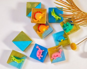DIY dinosaur soap set with erasers, make your own soap, party favors, dinosaur crafts, dino craft set,