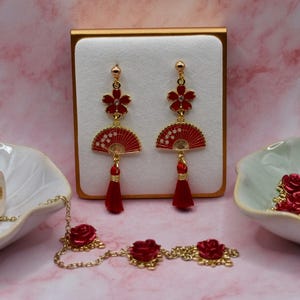 Fan Tassel Earrings