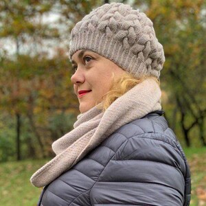 Knitted triangle shawl scarf handmade, Chunky knit hat, hand knitted shawl, Wool beret women, Beret for women, Womens beret, Warm winter hat