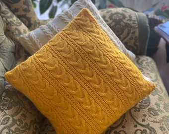 Knitted  sweater pillow cover, Custom cable knit pillow, Zipper cushion cover, Hand knit merino wool pillow, Knitted pillow cushion