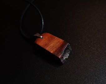 thunder-stricken jujube wood necklace