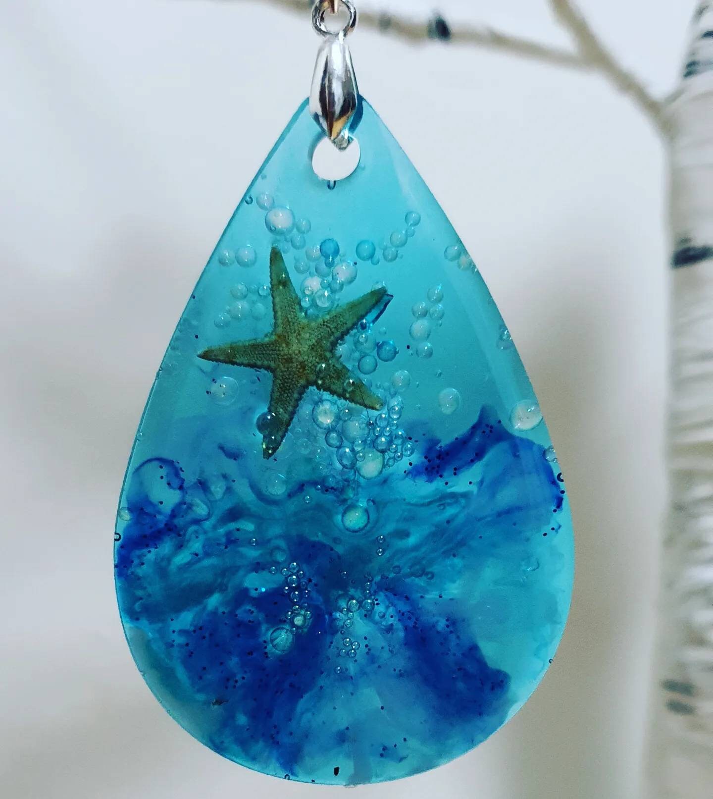 Collana in resina con stella marina dell'oceano: ciondolo fatto a mano con alghe, gioielli da sirena - Italia Collana in resina con stella marina dell'oceano: ciondolo fatto a mano con alghe, gioielli da sirena - Italia