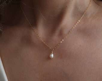 Zierliche Goldkette 14k gold filled Elegante Hochzeit Perlenkette Minimal Zarte Goldkette mit Süsswasserperle Perlenkette