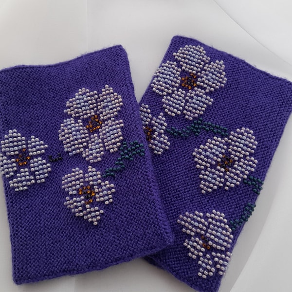 Hand knitted Wrist Warmers / Arm Warmers / Hand Warmers / Fingerless Gloves / Riešinės / Purple merino wool, white, amber,light blue beads