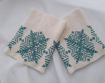 Hand knitted Wrist Warmers / Arm Warmers / Hand Warmers / Fingerless Gloves / Riešinės / White wristbands with turquoise blue snowflakes