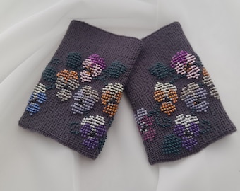 Hand knitted Wrist Warmers / Arm Warmers / Hand Warmers / Fingerless Gloves / Riešinės /Dark grey merino wool with flowers