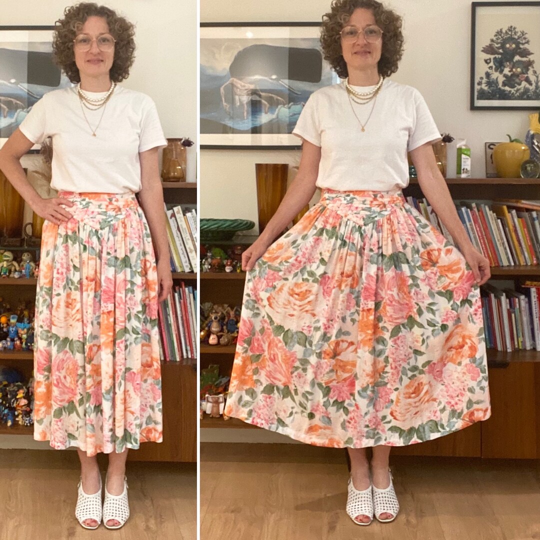 80s Vintage Ditsy Floral Midi Skirt 16