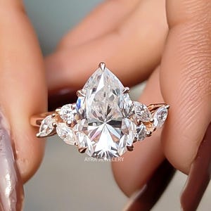 2.5 CT Pear Cut Moissanite Engagement Ring Unique Cluster Engagement Ring 14K Gold Wedding Ring Anniversary Gift For Women Promise Ring