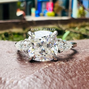 3 CT Cushion Cut Three Stone Moissanite Engagement Ring 14K Gold Bridal Wedding Ring Anniversary Ring For Women Cushion 3 Stone Promise Ring