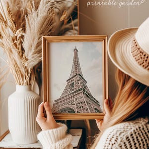 Stampa di Parigi: Fotografia di viaggio della Torre Eiffel, download digitale / P06