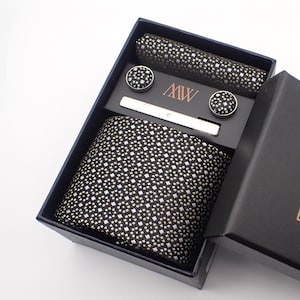 Black Tie Set Gold Star Pattern Necktie and Clip / Pocket Square Tie Cufflinks Set / Wedding Tie / Tie Clips / Gift for Groomsmen Gift