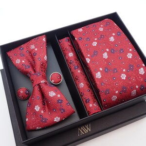 Red Floral Pattern Tie Set / Pocket Square, Bowtie Set, Tie Clip, Cufflinks / Gift for Him / Wedding Groomsmen Gift / Men&#39;s Gift Box