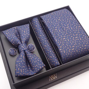 Luxury Gold Damask Leaf Pattern Tie Set, Groomsmen Gift for Him, Wedding Necktie Set, Hand-made Tie, Anniversary Gift for Men, Gift Box
