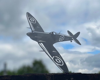 Metal Spitfire WW2 Aircraft Garden Topper Fighter Plane,  D-Day 80th Anniversary Remembrance Day Gift, Aviation Father Gift