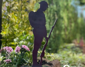 12" Inches Tall Metal 'Lest We Forget' Soldier with Base Plate and Quote, Remembrance Day Gift, Armistice Day and Remembrance Sunday 2024