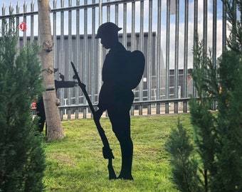 12" - 5 Foot Tall "LEST WE FORGET" Metal Silhouette Soldier with spike, Veteran Memorial Ornament, Remembrance Day Memorial Gift