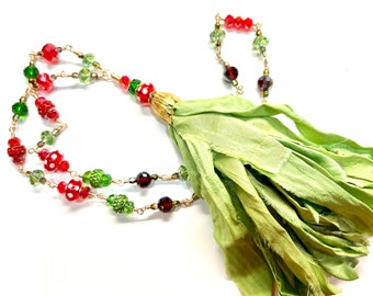 Elegant Sari Silk Tassel Necklace |Long  Red and Green Pendant Necklace