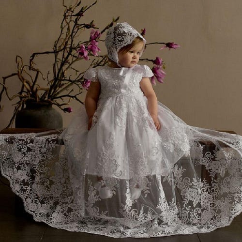 white lace christmas dress Women's Christmas Outfits | Styles for Every Holiday Event