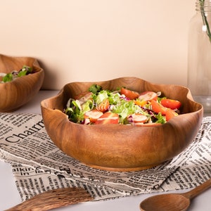 Wooden Acacia  Big Salad Bowl D=19cm (7.4&quot;), Waving Bowl, Rosewood Bowl, Decorative Bowl, Wooden Fruit bowl , Handcarved Bowl , Snack Bowl