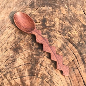 Cuchara de palisandro - Cuchara de madera tallada a mano - Cuchara de madera para cocinar y servir - Decoración rótica - Artesanía de cuchara de madera - Vajilla ecológica natural