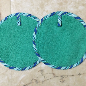 Pot Holders/ Insulated Terry Cloth Pot Holders/ Spearmint Green Pot Holders/ Hot Pads