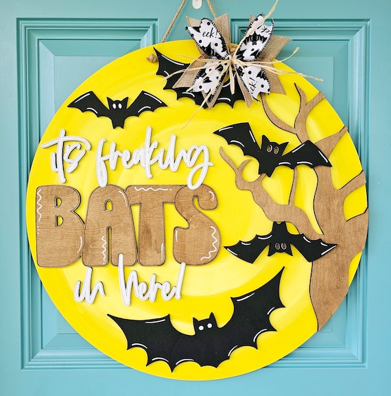 It's Freaking Bats Door Hanger | Halloween Humor Door Decor | DIY Halloween Bats Door Hanger