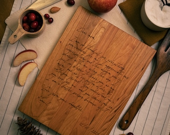 Dear Mom Custom Engraved Cutting Board | Letter to Mom Memory Keepsake Gift | Custom Kitchen Decor | Handwritten Script | Christmas Gift