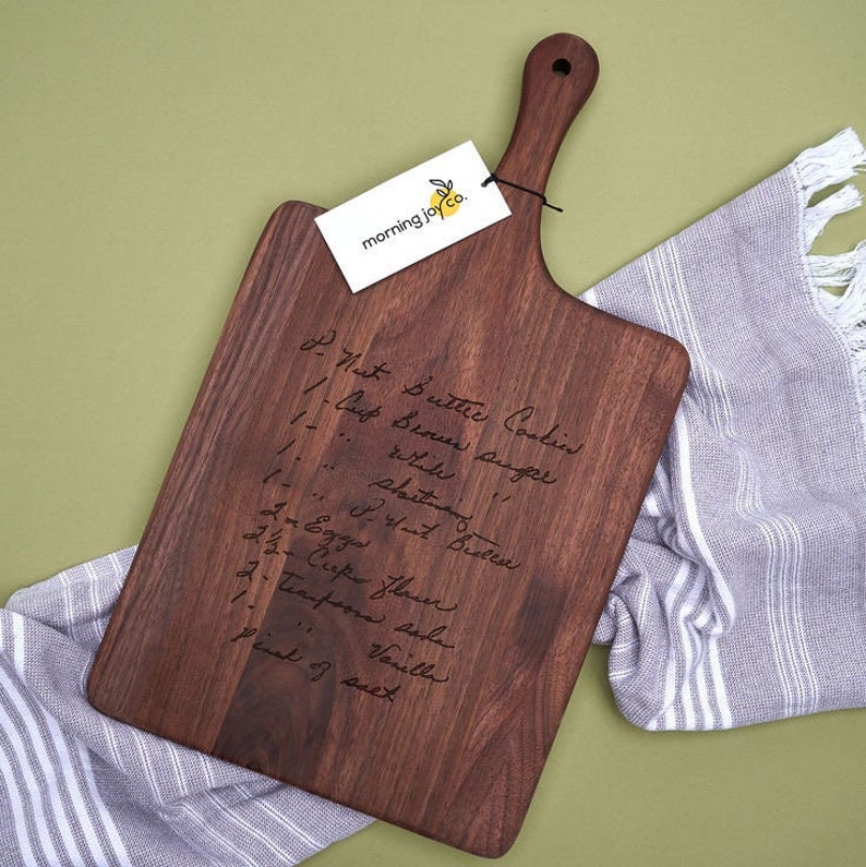 Tabla de cortar de recetas / Recuerdo de tabla de cortar grabado personalizado / Receta manuscrita / Regalo de Navidad Walnut