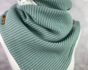 Wrap scarf with button or loop scarf women's coarse knit old green or muslin with organic cotton jersey eucalyptus leaves small