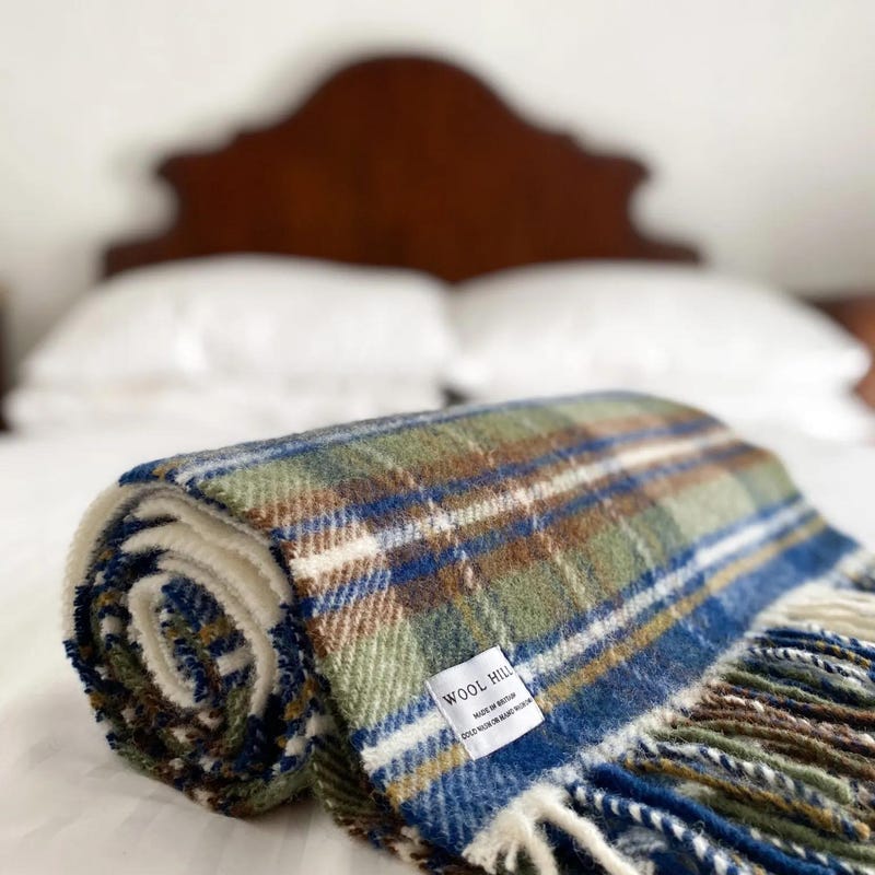 Brisbane Tartan Crest Premium Blanket - Thistle Style main image 1