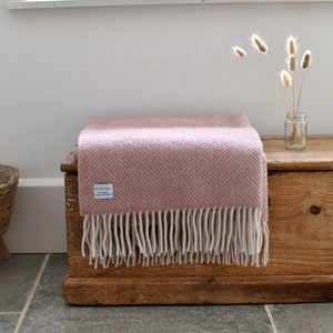 Dusky Pink Fishbone New Wool Throw and Art Gift Set| British Blanket Made in the UK Art, knee rug, cosy, warm, country, Summer rug, present