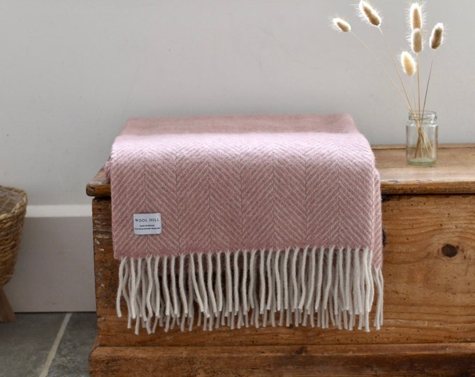 Dusky Pink Fishbone New Wool Throw and Art Gift Set| British Blanket Made in the UK Art, knee rug, cosy, warm, country, Summer rug, present