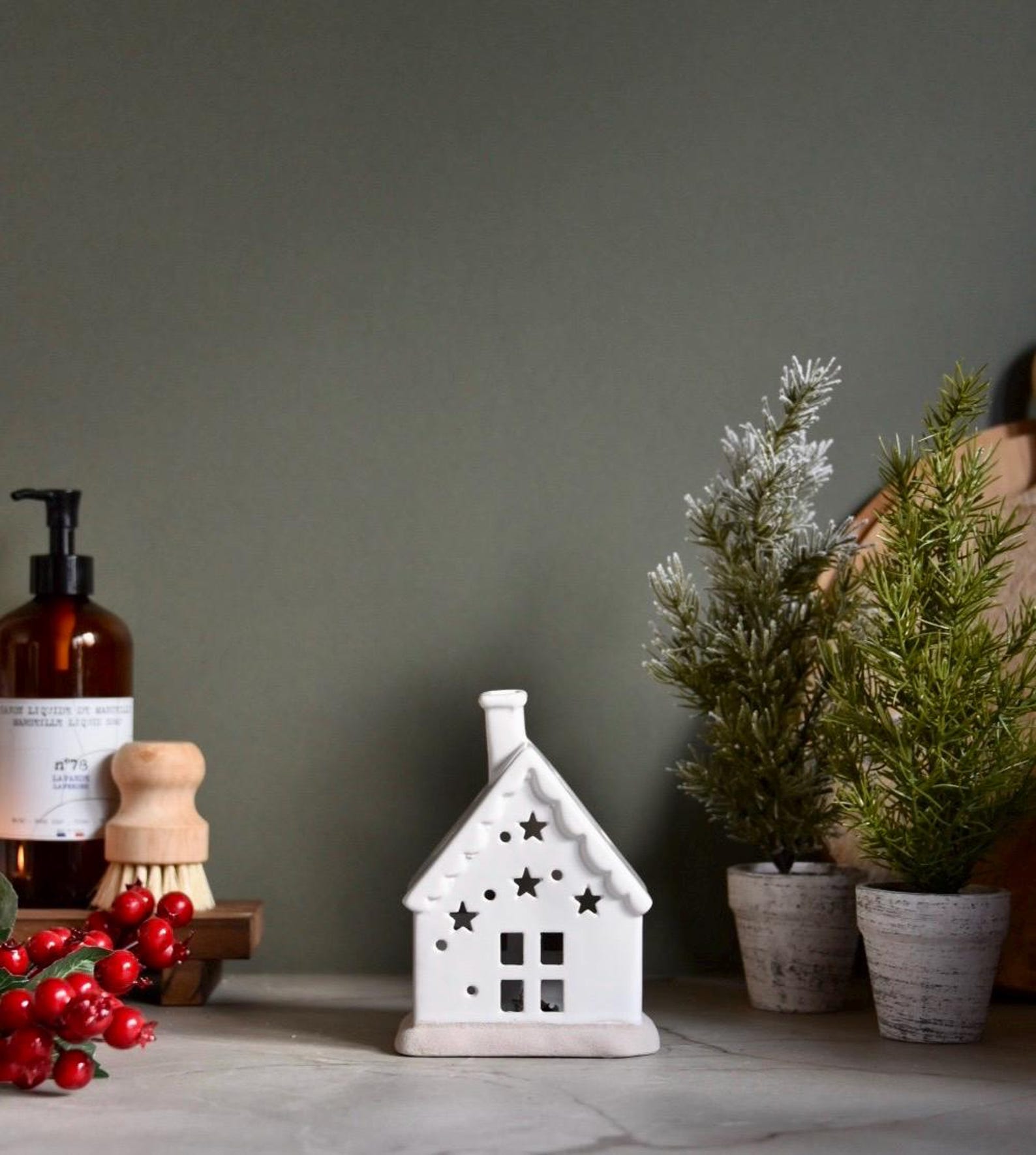 Led House Christmas White Ceramic House | LED Light up House | Autumn Winter Christmas ...