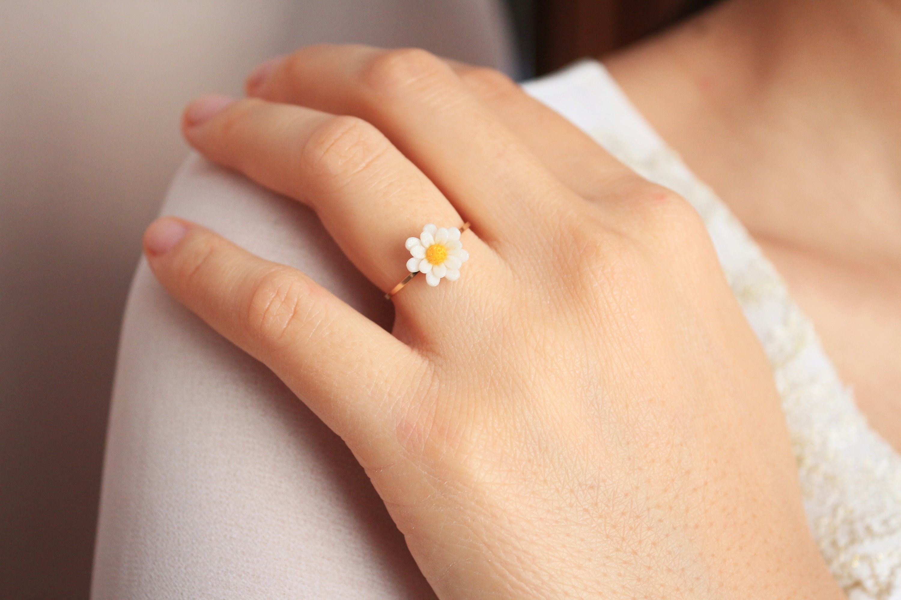 White Daisy Ring. Dainty Plant Ring. Flower Ring for Women. Etsy