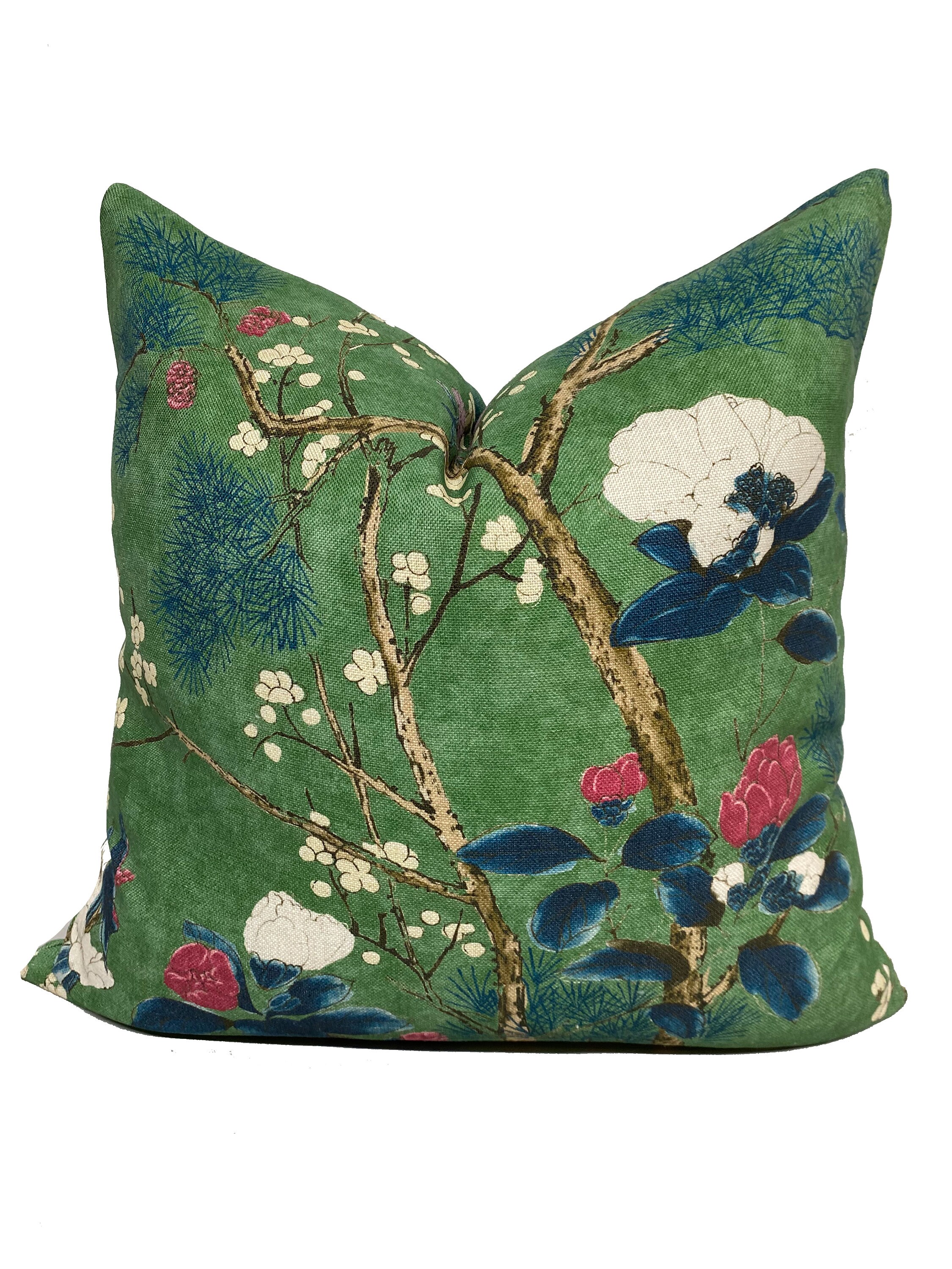 maid France cushion ドガ Thibaut Katsura Emerald Green Grand Palace Collection