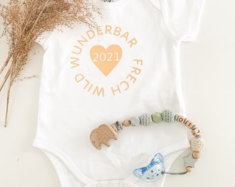 Baby Body Frech Wild Wunderbar personalisiert | Bio Baumwolle - weißer Baby Body 0-3 Monate | Geschenk Geburt | Kreativlädchen JaNi