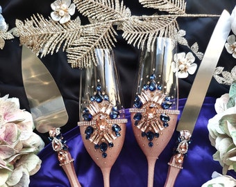 Wedding Glasses in Rose Gold and Navy colors Wedding Flutes with Wedding cake server set Toasting Glasses Champagne flutes
