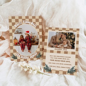 Groovy retro kerstvakantie fotokaartsjabloon, retro vakantie fotokaart afdrukbaar, 2024 moderne kerstkaart, familiekerstkaart