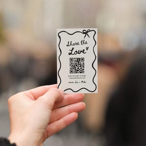 Capture the Love Wedding QR Code Card, Hand Drawn Wedding Photo card, QR code wedding card, Instant Download, Editable Printable Download