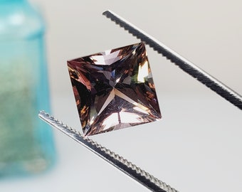 5.10ct Color-Change Zandrite Pink to Green 10mm Square Princess Cut Loose Faceted Gemstone