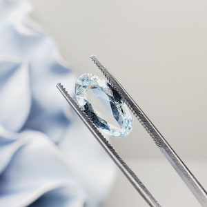 2.40ct Natural Aquamarine 14x7mm Elongated Oval Loose Faceted Gemstone