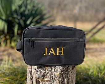 Men's Dopp Kit, Personalized Groomsman Gift, Accessory, Custom Mens Shave Bag, Anniversary Gift for Man, Birthday Gift, Gifts for him