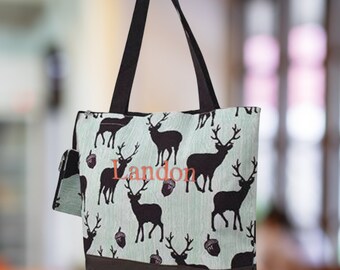 Personalized Deer print Tote Bag, Monogram Bag, Best Friend Gift, Luggage, Overnight tote bag, Gifts for her, Christmas Gift, Cute